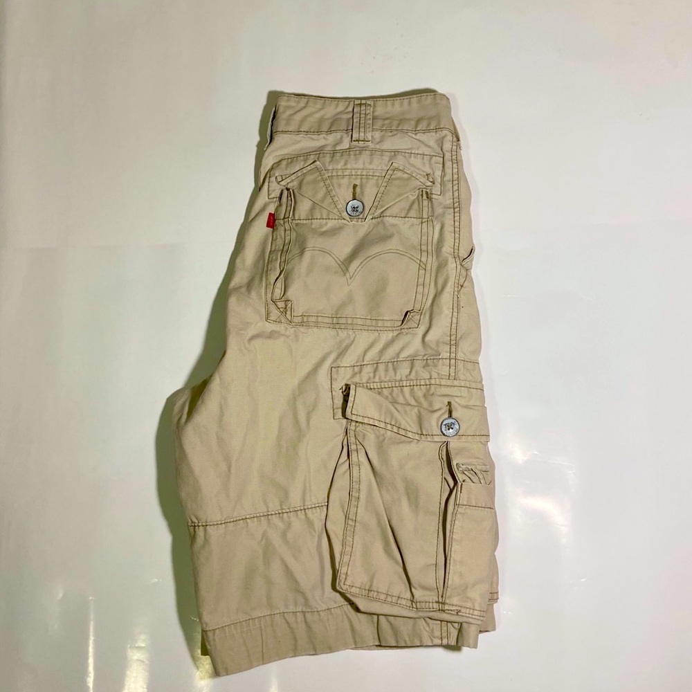Some really nice barely used cargo shorts!!!